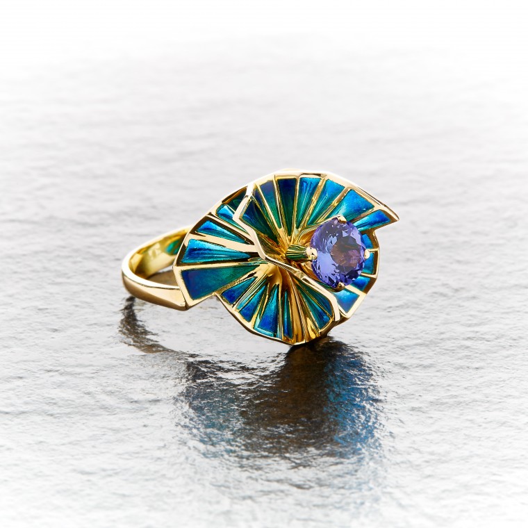 Ring from the Ballet.Cocktail collection