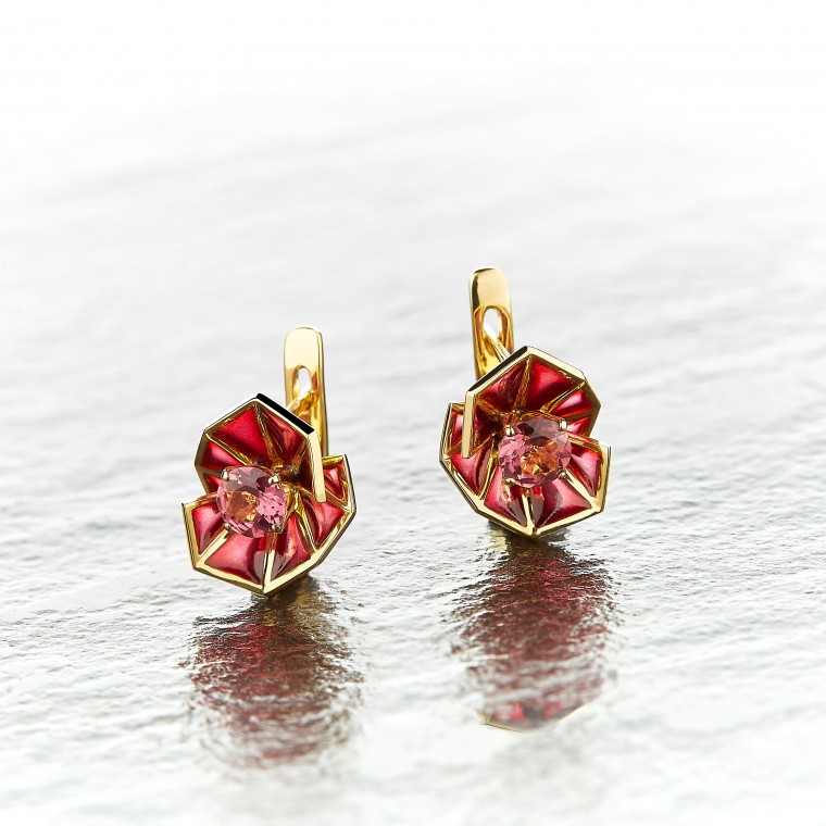 Earrings from the Ballet.Cocktail collection