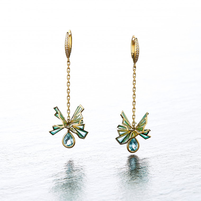 Earrings from the Ballet.Cocktail collection