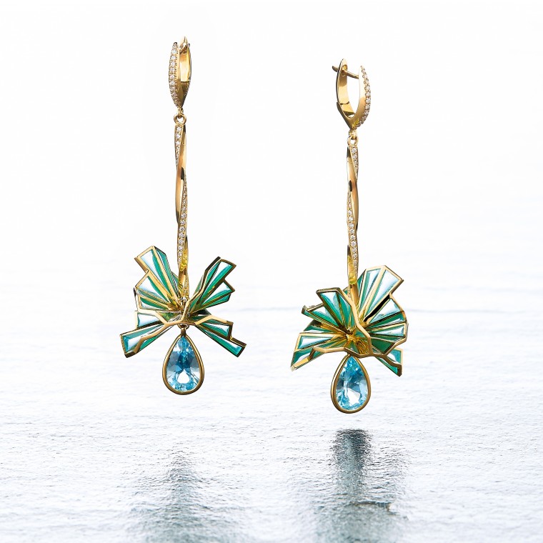 Earrings from the Ballet.Cocktail collection