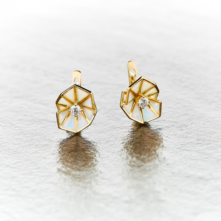 Earrings from the Ballet.Cocktail collection